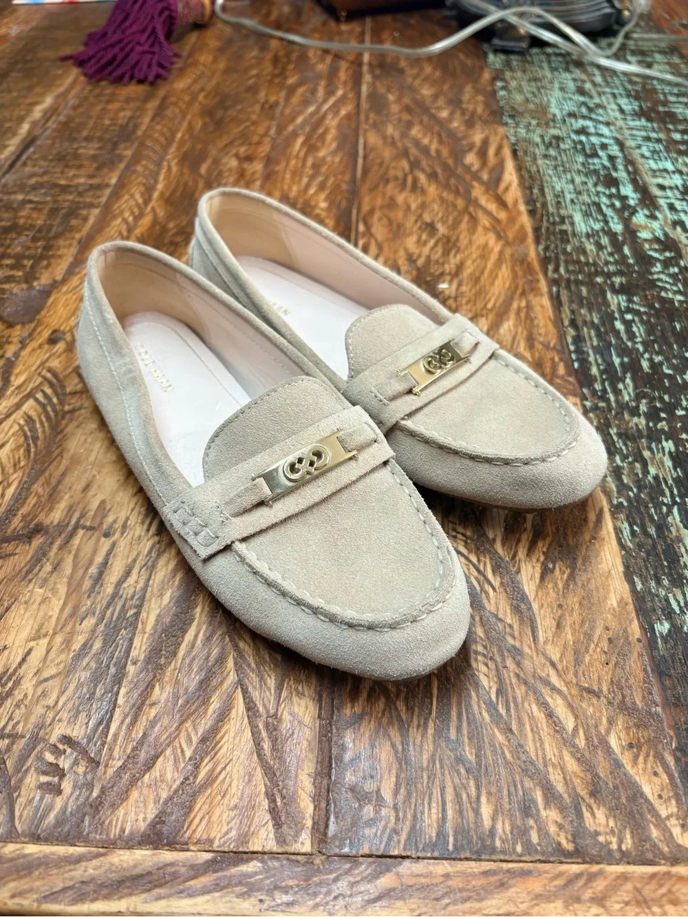 Cole Haan Nude Suede Leather Driving Loafers Gold Bit Slip On Flats Shoes 8.5